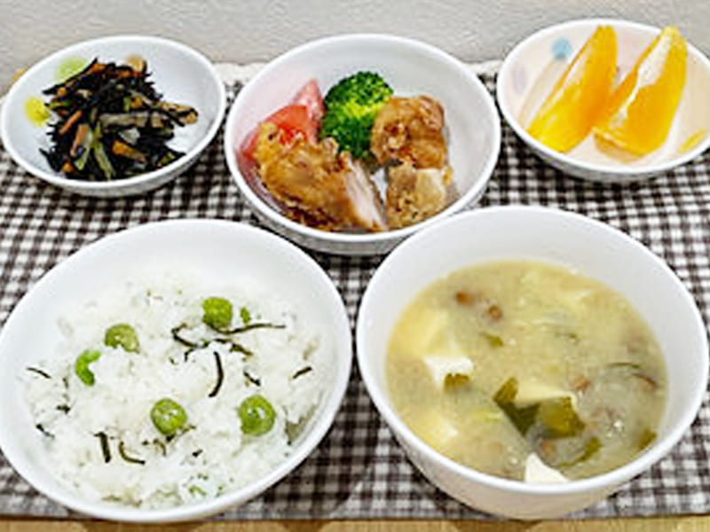 卒園児も恋しがる給食!